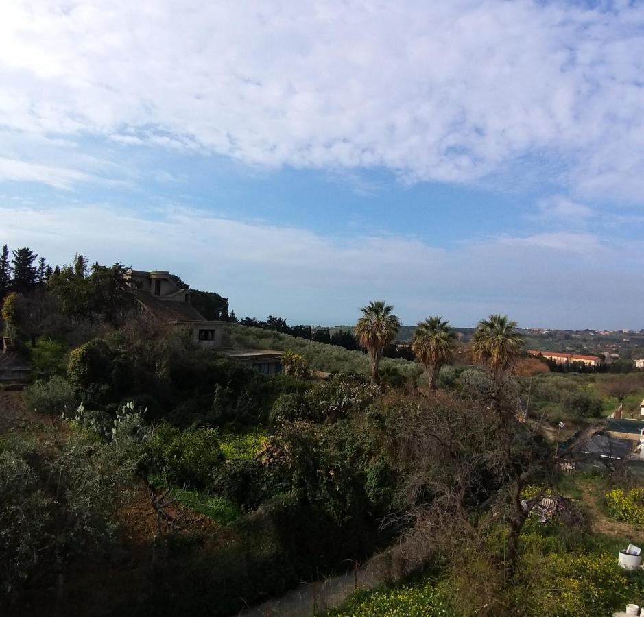 Locazione Turistica Le Fate Hotel Agrigento Ngoại thất bức ảnh