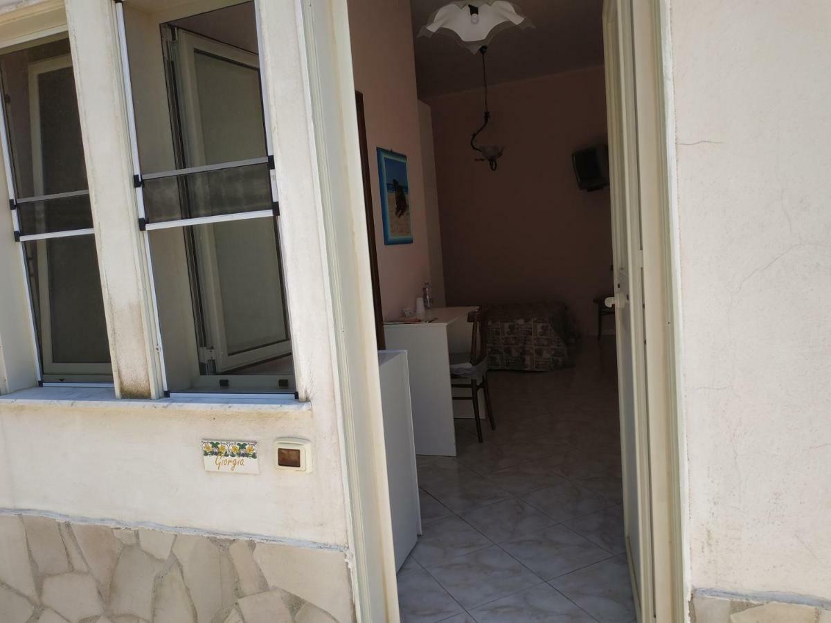 Locazione Turistica Le Fate Hotel Agrigento Ngoại thất bức ảnh